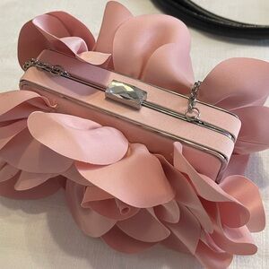 Elegant Pink Floral Clutch